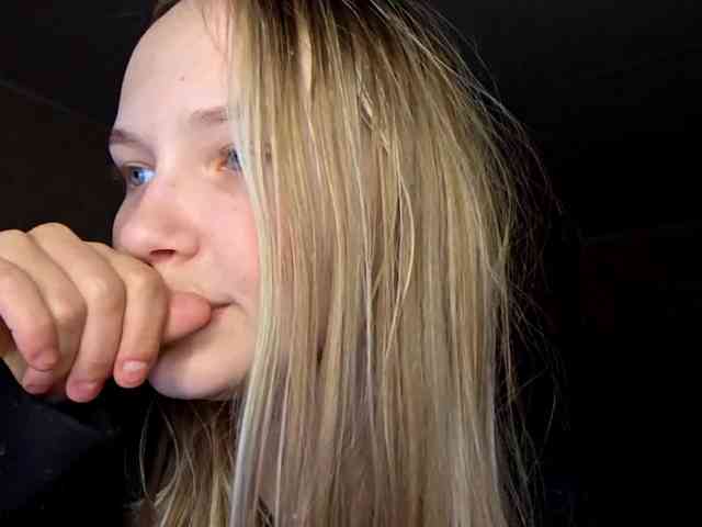 MilagroKailey webcam