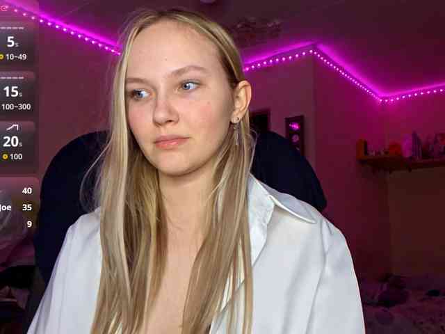 MilagroKailey webcam