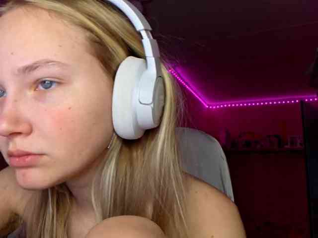 MilagroKailey webcam