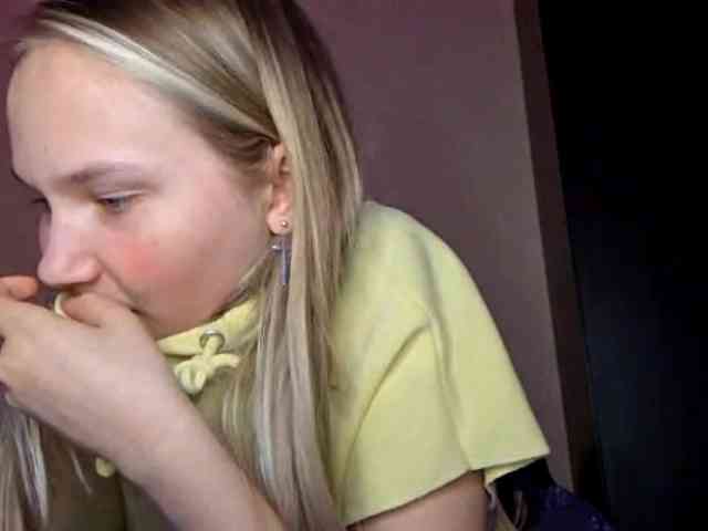 MilagroKailey webcam