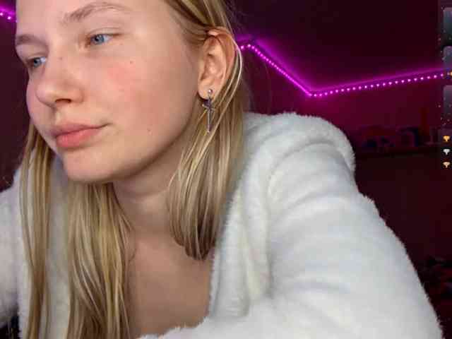 MilagroKailey webcam