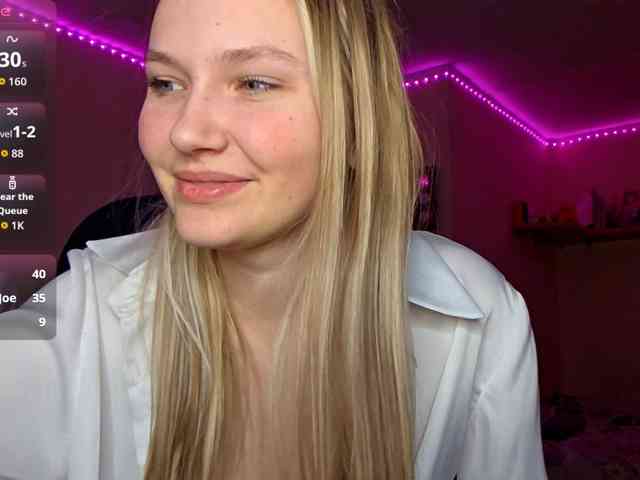 MilagroKailey webcam