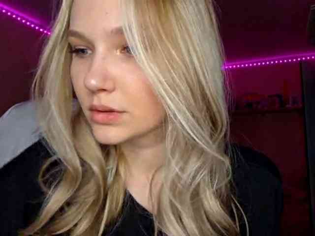 MilagroKailey webcam