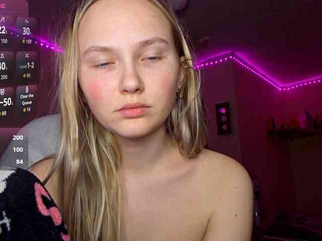 MilagroKailey webcam