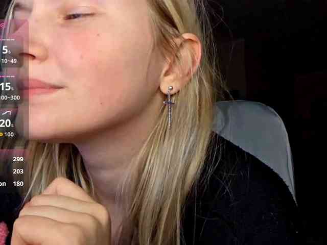 MilagroKailey webcam