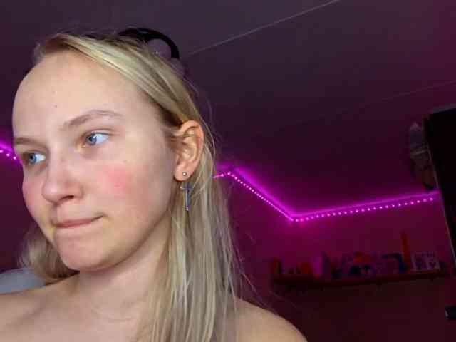 MilagroKailey webcam