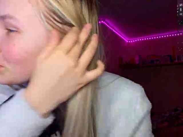 MilagroKailey webcam