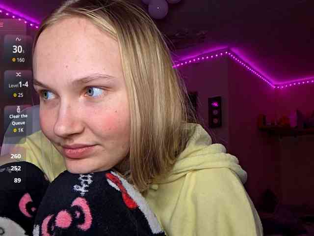 MilagroKailey webcam