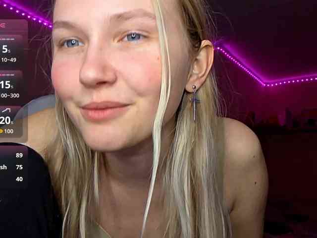 MilagroKailey webcam