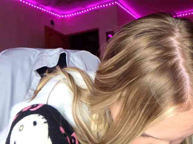 MilagroKailey webcam