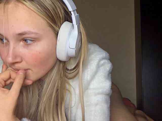 MilagroKailey webcam