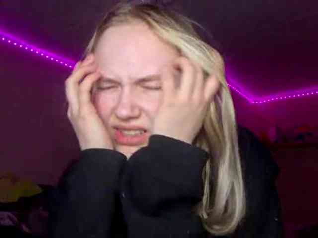 MilagroKailey webcam