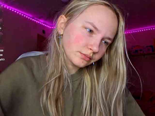 MilagroKailey webcam