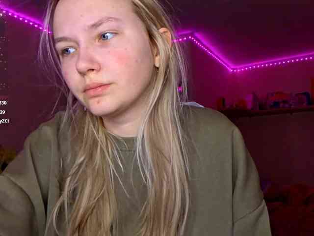 MilagroKailey webcam