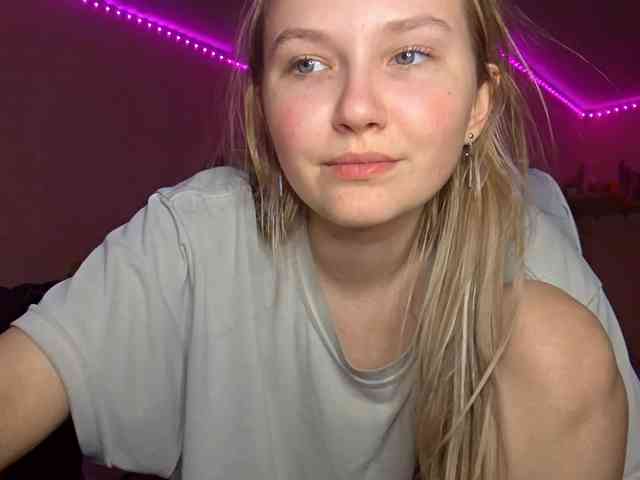 MilagroKailey webcam