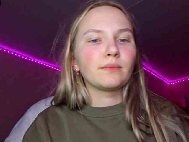 MilagroKailey webcam