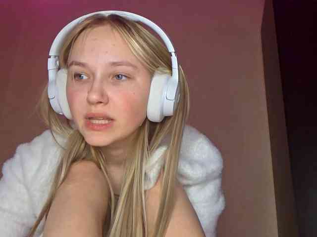 MilagroKailey webcam