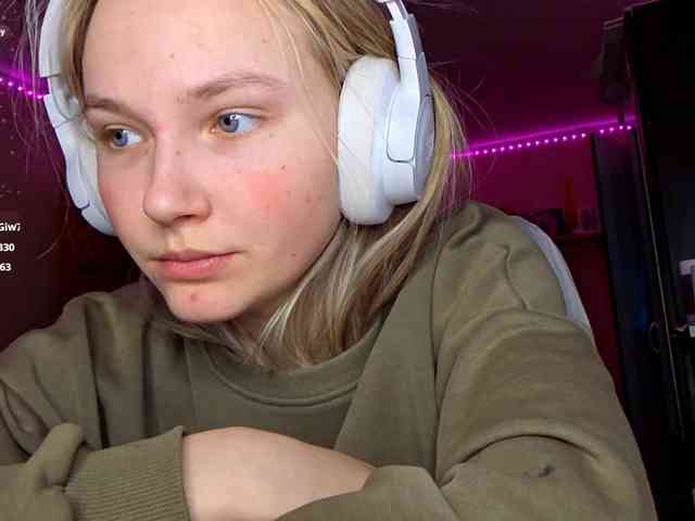 MilagroKailey webcam