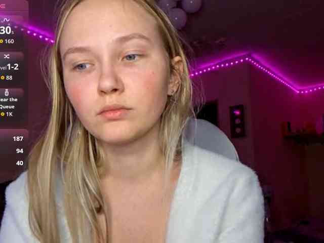 MilagroKailey webcam