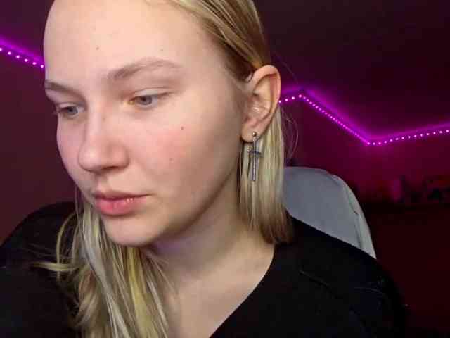 MilagroKailey webcam