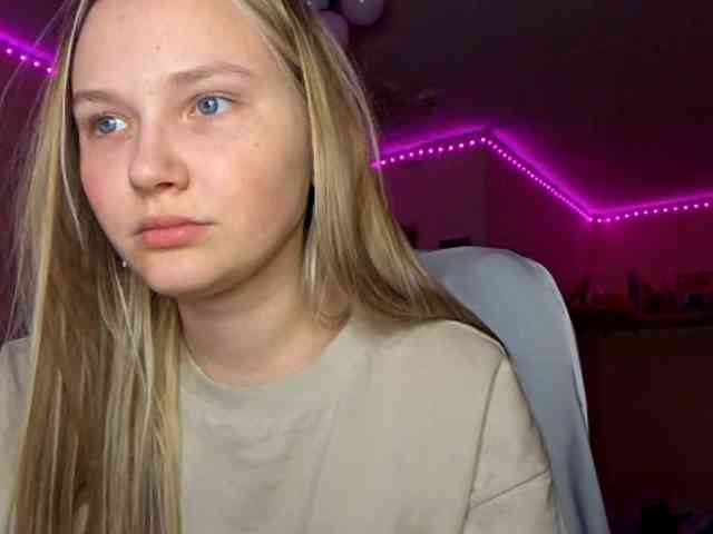 MilagroKailey webcam