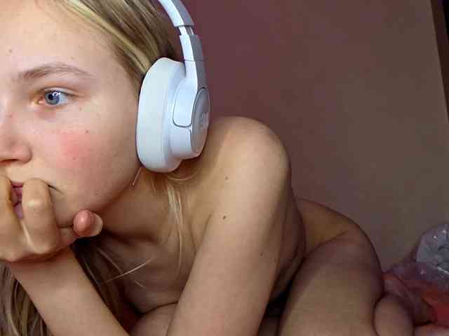 MilagroKailey webcam