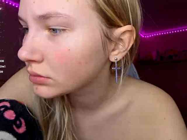 MilagroKailey webcam