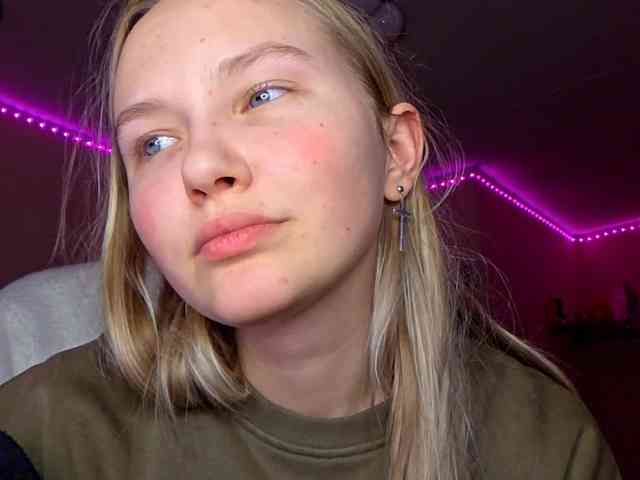 MilagroKailey webcam