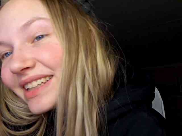 MilagroKailey webcam