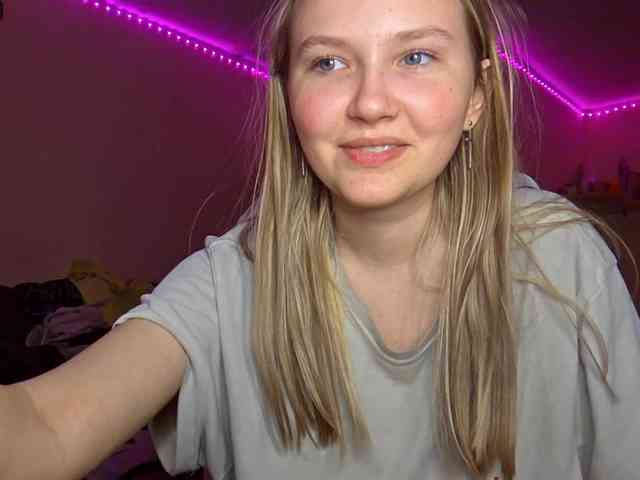 MilagroKailey webcam