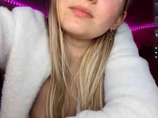 MilagroKailey webcam