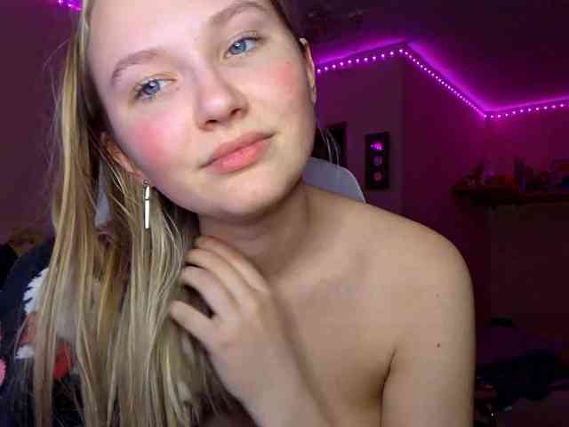 MilagroKailey webcam