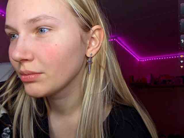 MilagroKailey webcam