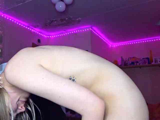 MilagroKailey webcam