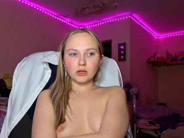 MilagroKailey webcam