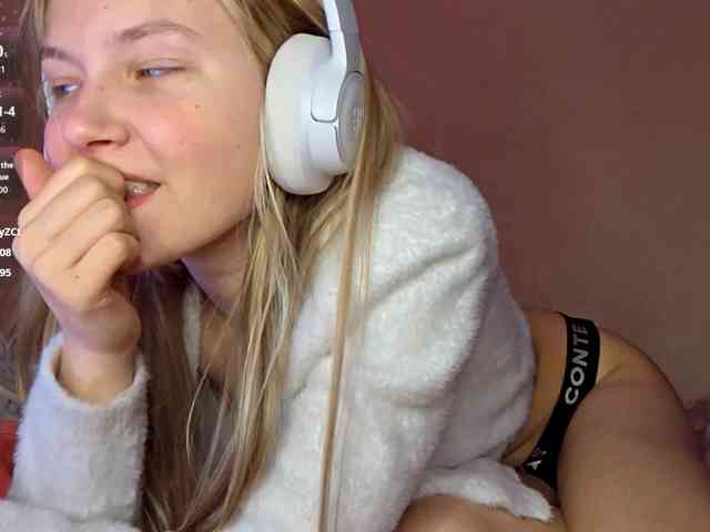 MilagroKailey webcam