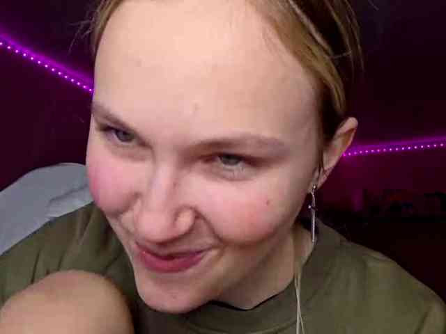 MilagroKailey webcam