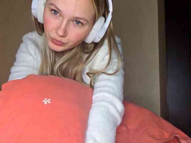 MilagroKailey webcam