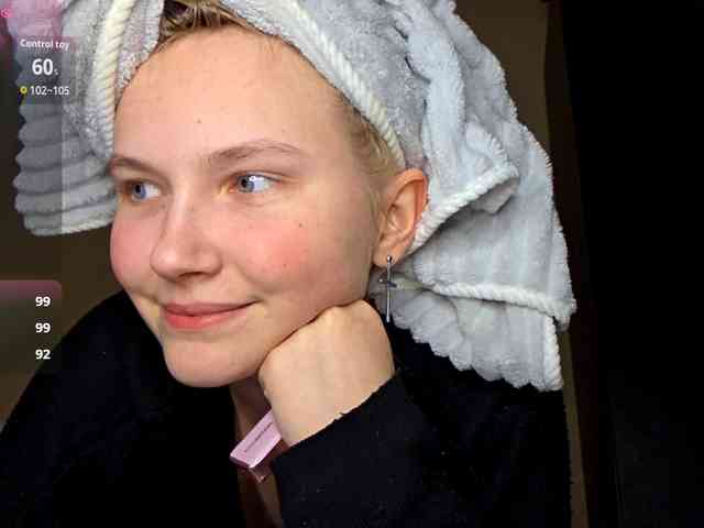 MilagroKailey webcam