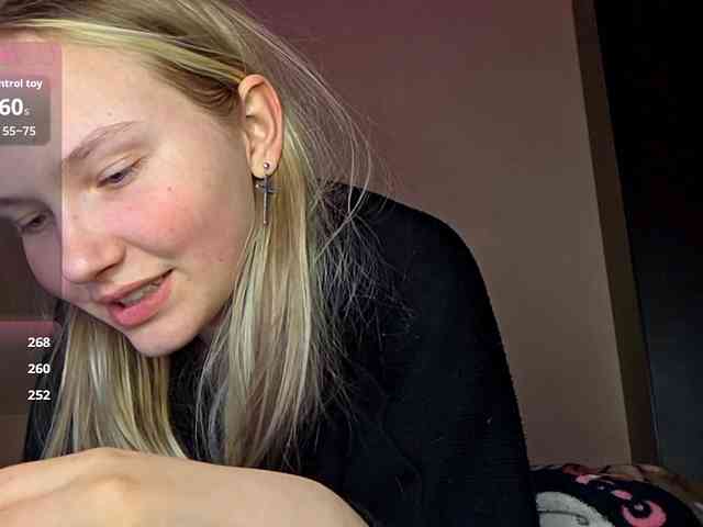 MilagroKailey webcam