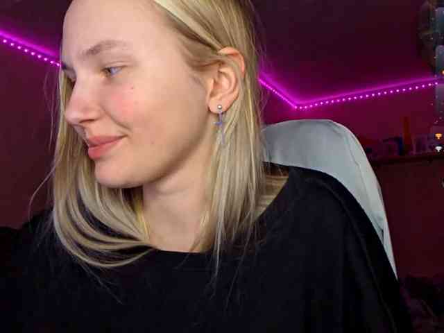 MilagroKailey webcam