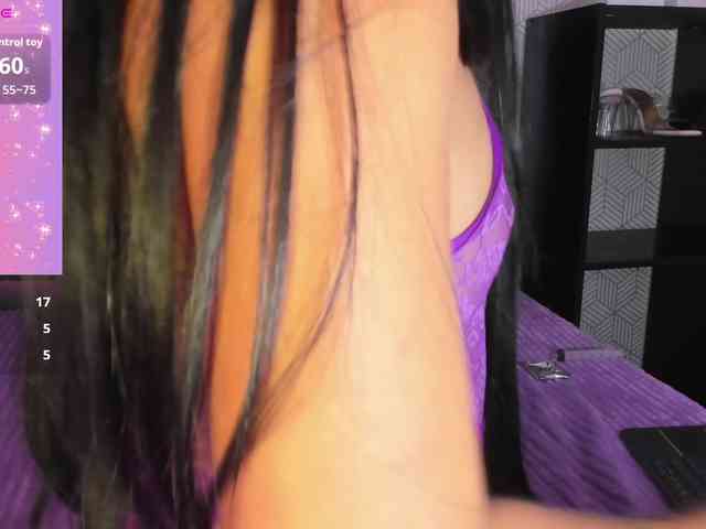 SelenaFox7 Live Webcam on BongaCams