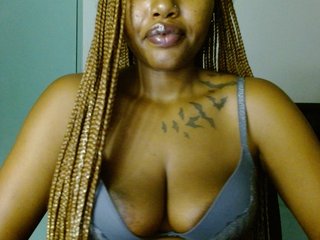 Prety-chocolatte Porn Show