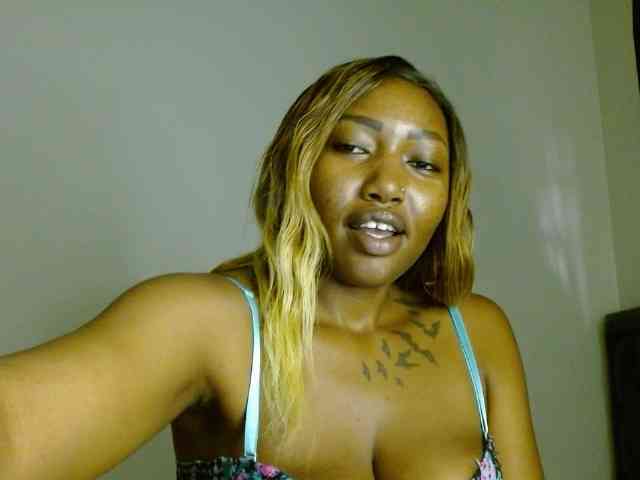 Prety-chocolatte webcam