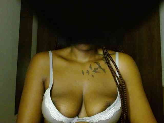 Prety-chocolatte webcam