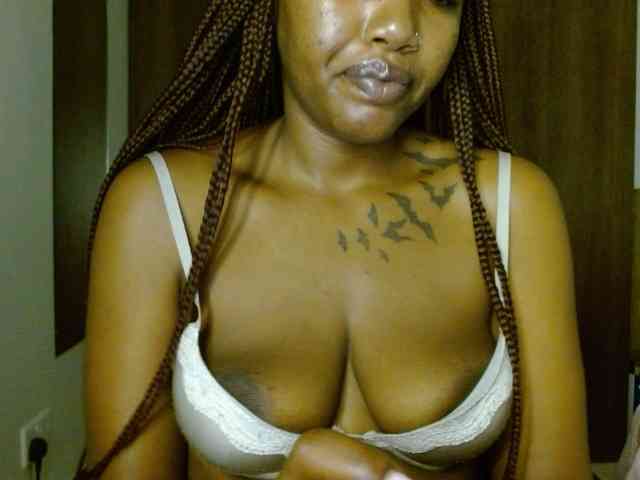 Prety-chocolatte webcam