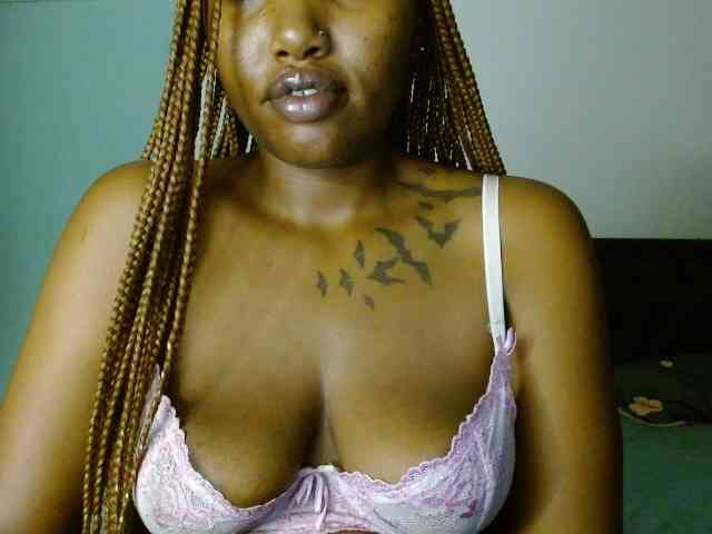 Prety-chocolatte webcam