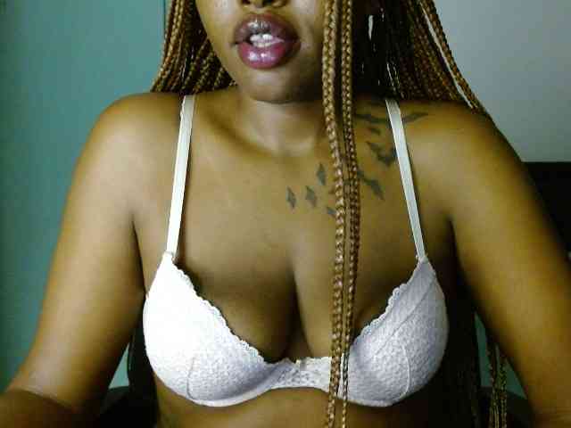 Prety-chocolatte webcam