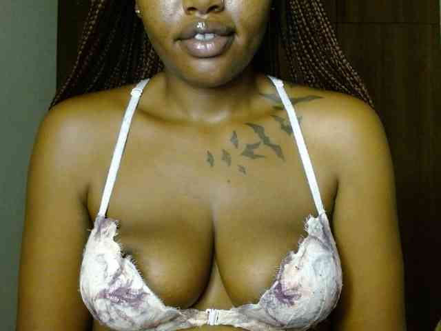 Prety-chocolatte webcam