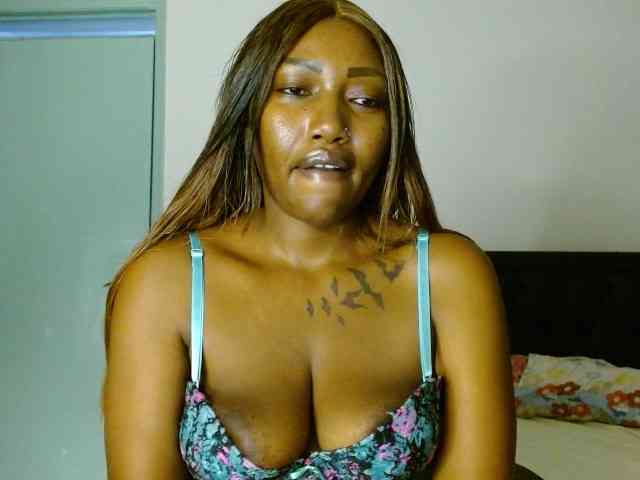 Prety-chocolatte webcam